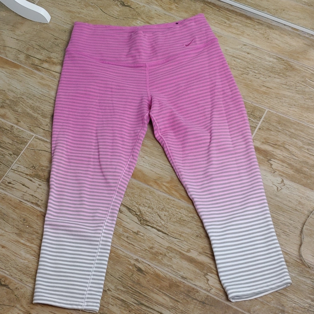 Nike leggings